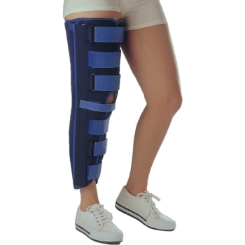 Actimove Tri-Panel Knee Large 60cm